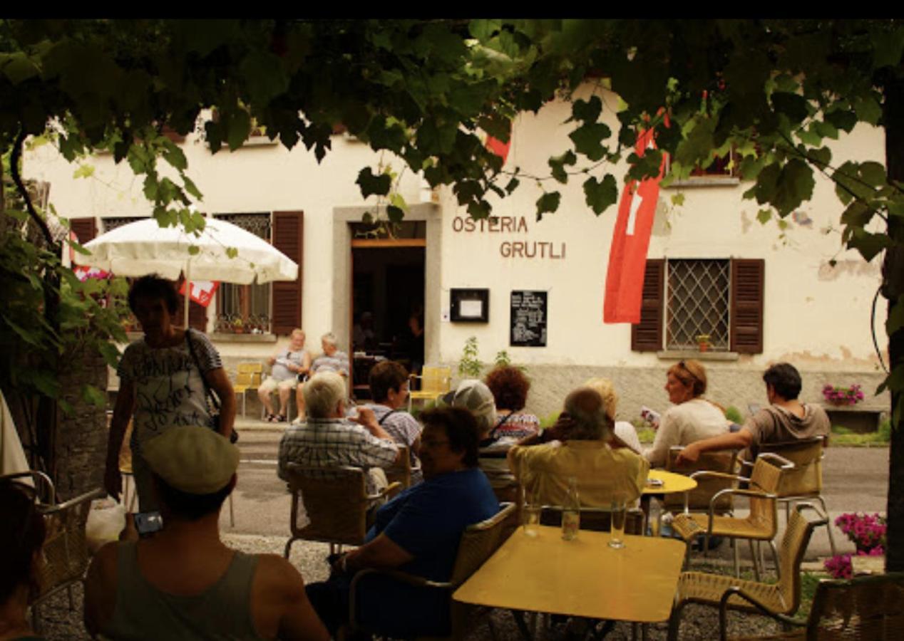 Osteria Gruetli Con Alloggio Borgnone Eksteriør bilde