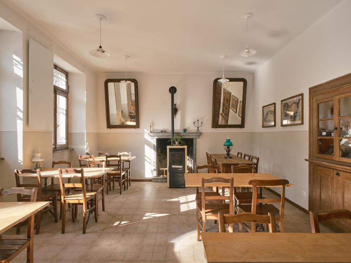 Osteria Gruetli Con Alloggio Borgnone Eksteriør bilde