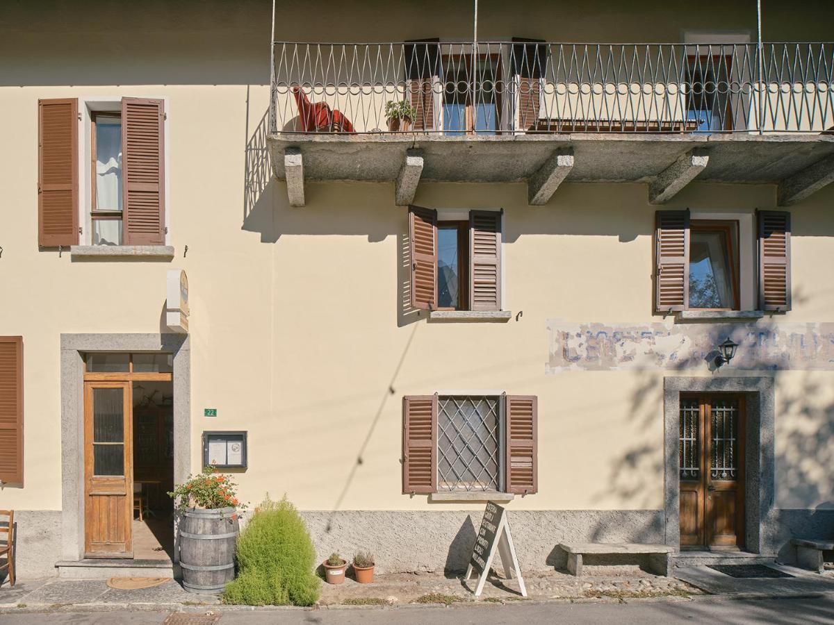 Osteria Gruetli Con Alloggio Borgnone Eksteriør bilde